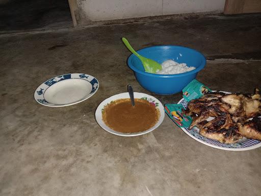 WARUNG IBU TIRII