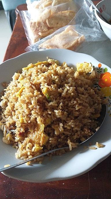 WARUNG NASI LENGKO MA TANG