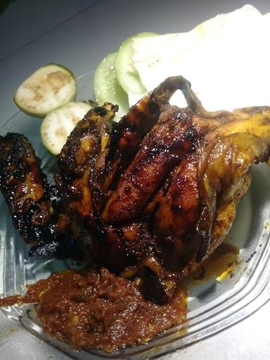 KEDAI SEBLAK DAN AYAM BAKAR SERE