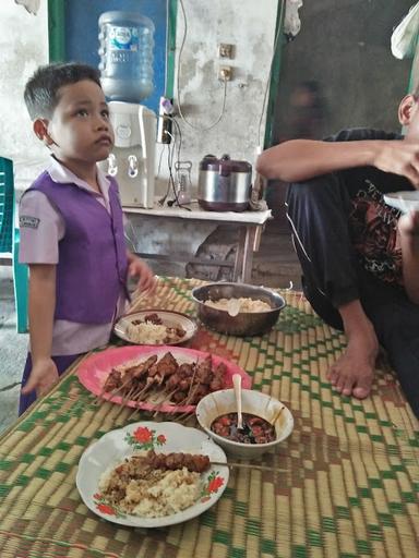 RUMAH MAKAN SUMBER REJEKI