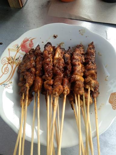 SATE AYAM PONCOL