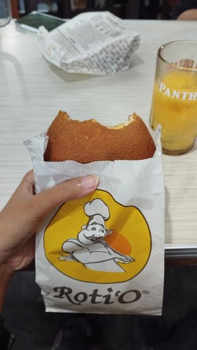 ROTI'O - DINOYO MALANG