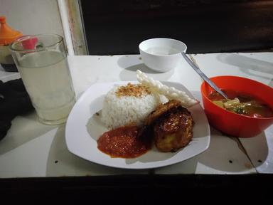 AYAM BAKAR MADU