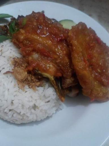 AYAM BAKAR MADU