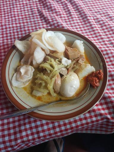 KETUPAT SAYUR PAYAKUMBUH KHAS PADANG