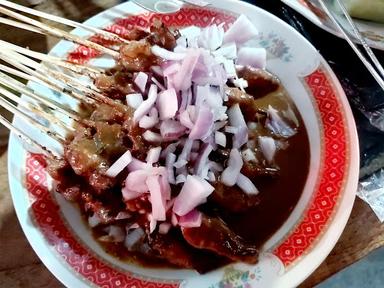 SATE AYAM KAMBING - BANG TOHIR