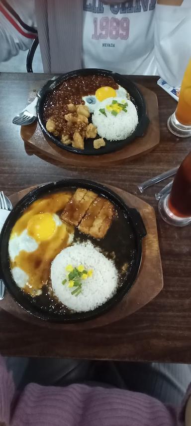 SUSU DAN ROTI BAKAR OM BOB MALANG