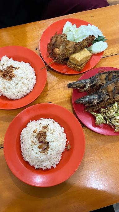 WARUNG NASI UDUK CAK KIN LAMONGAN