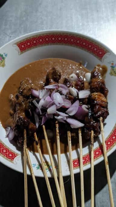 WARUNG SATE PAK SOMAD