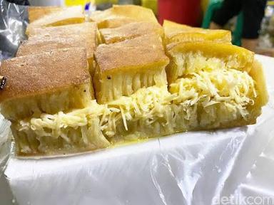 MARTABAK BANGKA ISTIMEWA