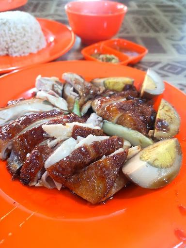 NASI AYAM THONGTEK BALAI (PENUIN CENTRE)