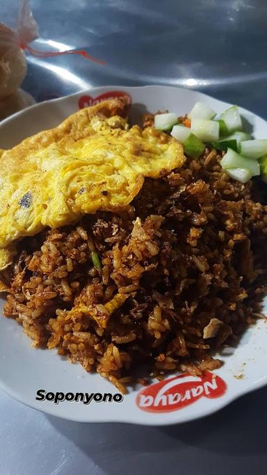 NASI GORENG SOPONYONO WINSOR