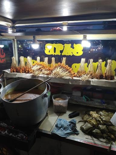 SATE PADANG SABAR MENANTI