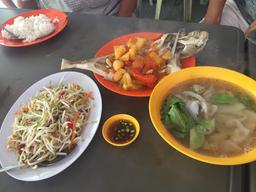 Photo's Soup Ikan Pha Khong Special Ikan Asam Pedas Dan Sup Ikan