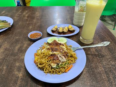 WARUNG MAKAN BUDI SIANG MALAM