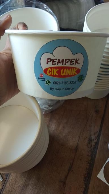 PEMPEK CIK UNIK