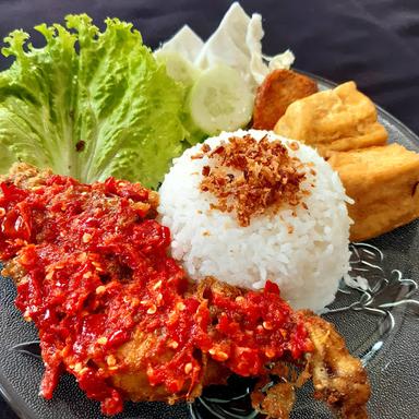 PECEL LELE ZAHWA