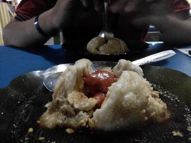 PEMPEK MWR PALEMBANG