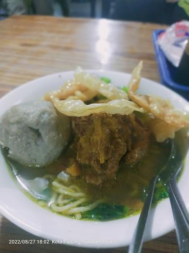 PONDOK BAKSO URAT LARIS MANIS