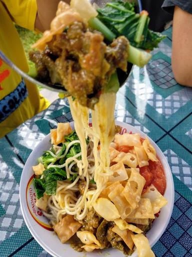 BAKSO & MIE AYAM HOMEMADE