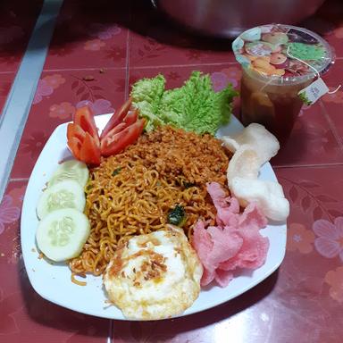 RAJA NASI GORENG AMAEK BADACEH