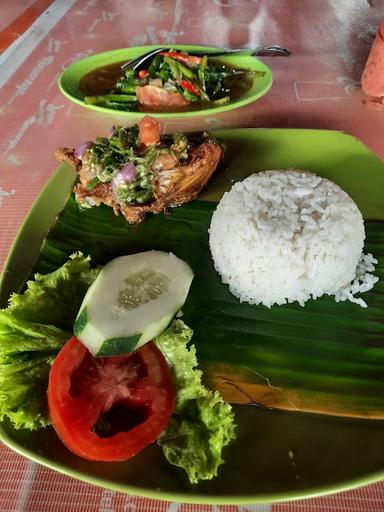 AYAM PENYET KONDANG RASA BREBES