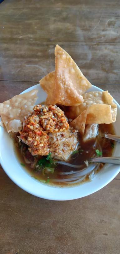 BAKSO BALAP MIE AYAM & BAKSO