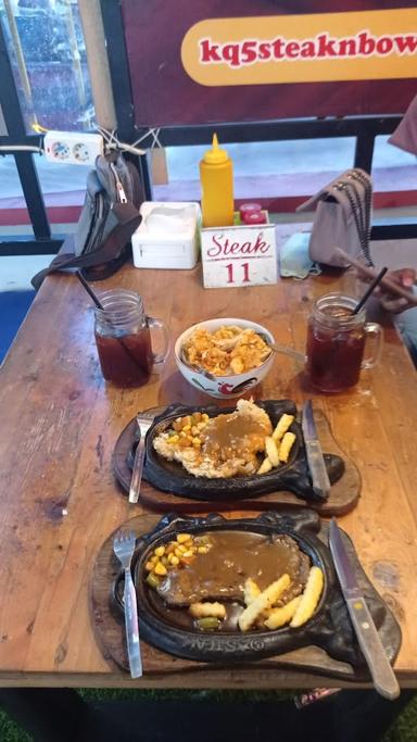 STEAK AND BOWL CAFE