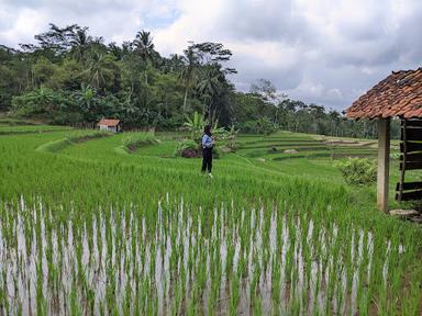 WARUNG KOPI GS TUKONG