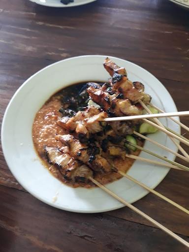 WARUNG SATE WA EJA LURAGUNG