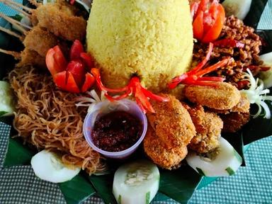 WARUNG NASKUN MATTHEW