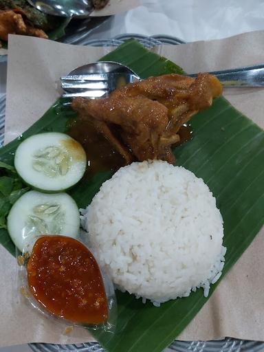 AYAM KOSEK PANJIWO