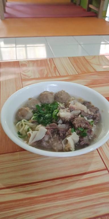 BAKSO TULANG SENOPATI MAGELANG