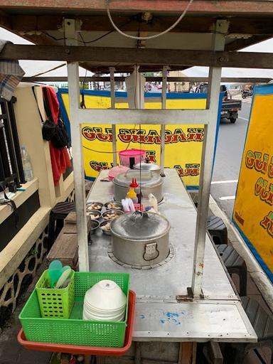 WARUNG BUBUR KACANG HIJAU MADURA CAK IKSAN