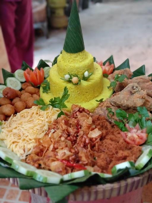 WARUNG MAKAN BU HENNY SOTO