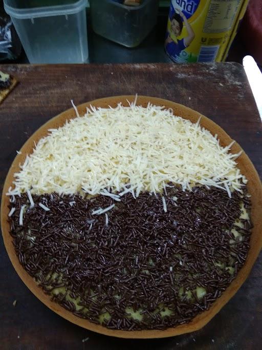 MARTABAK MANIS OLIF