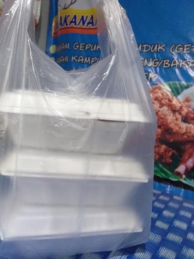 AYAM GEDUK MAGELANG