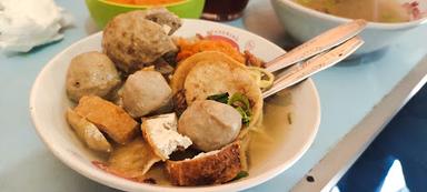 BAKSO PAK WITO SAMBAN