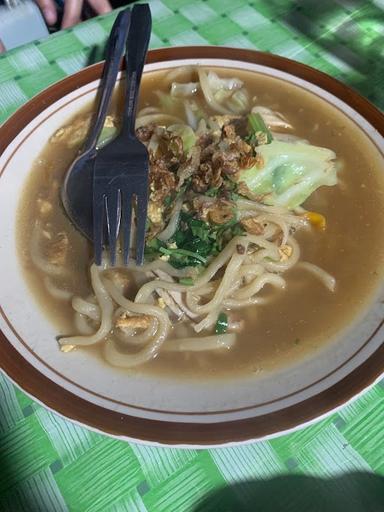 WARUNG BAKMI & NASI GORENG JAMBON