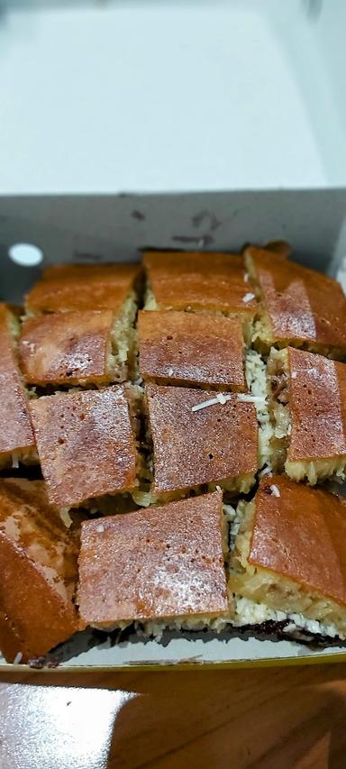 MARTABAK MANIS HOLAND MAGELANG