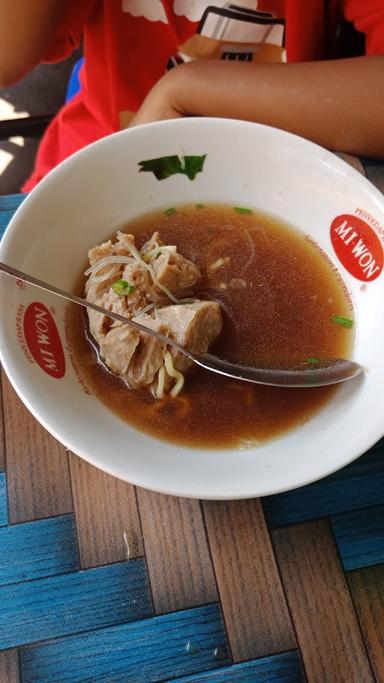 BAKSO SLAMET TI.J