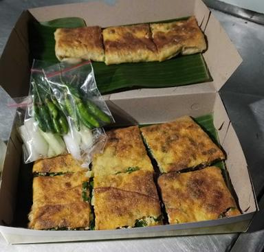 MARTABAK TELUR SAFARI DPN ARMADA SWALAYAN KRAMAT MGL UTARA