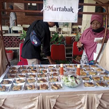 MARTABAK TELUR SAFARI DPN ARMADA SWALAYAN KRAMAT MGL UTARA