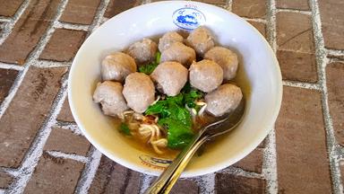 BASO SEKAR MAJU (SEBERANG BRI KC MAJALENGKA)