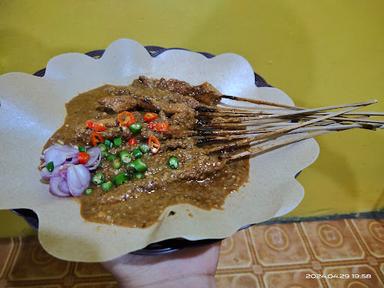 WARUNG SATE PENGKOLAN