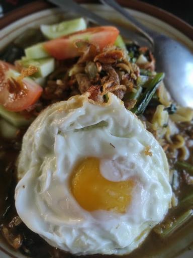 WARUNG SOTO + MAKAN MANG IRUN