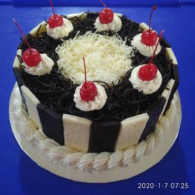 DAPUR THASYA CAKES