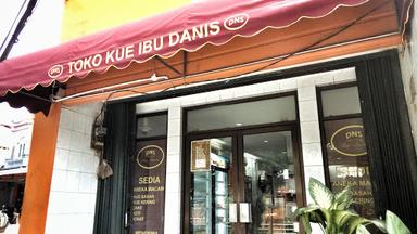 TOKO KUE IBU DANIS