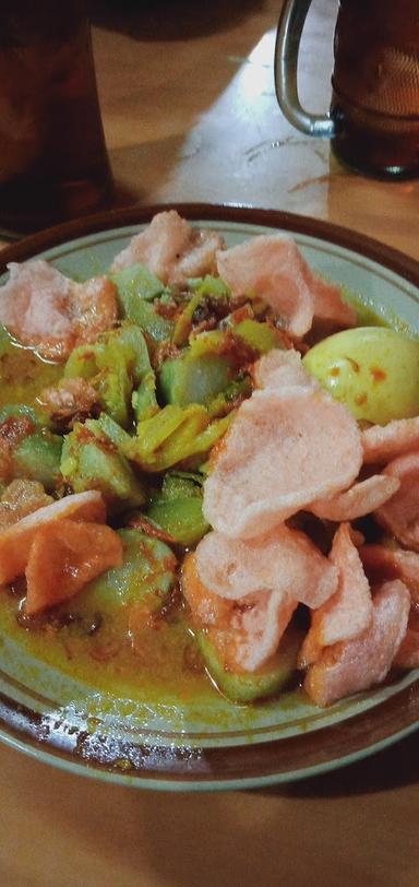 RUJAK ULEG 555 BREBES & JUICE KITA