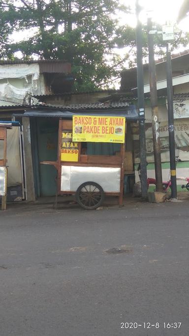 BAKSO & MIE AYAM PAKDE BEJO